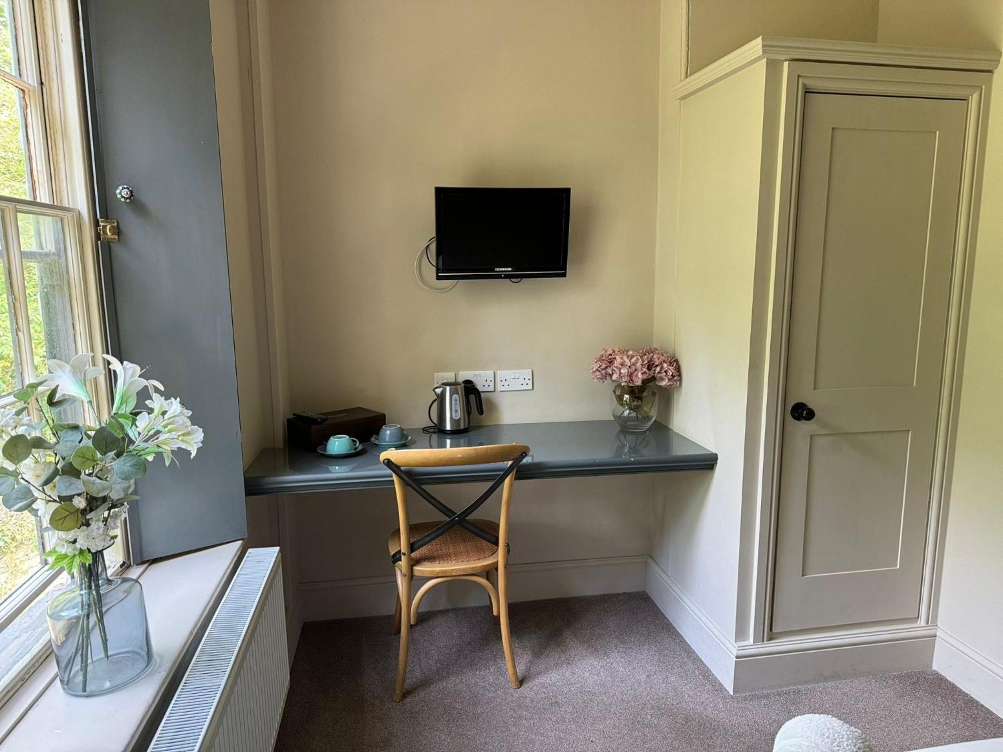 El Camino Suites スタンフォード 部屋 写真